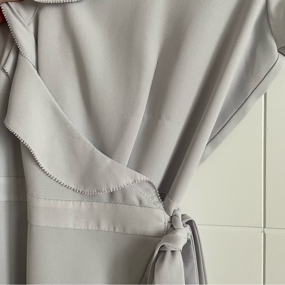 Aritzia Sunday Best Savoy Wrap Dress - Picture 5 of 6